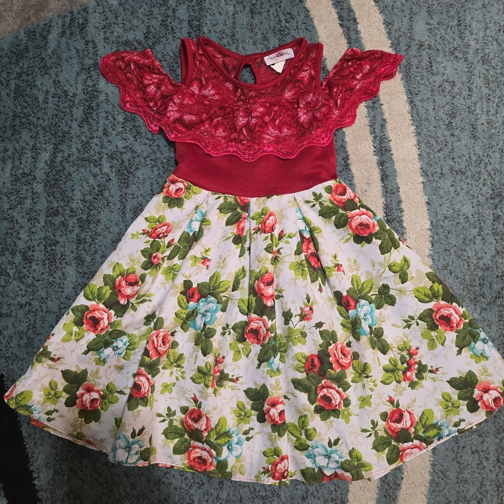 Beautiful Floral Rose Dress With Lace Top Girl's Size 8